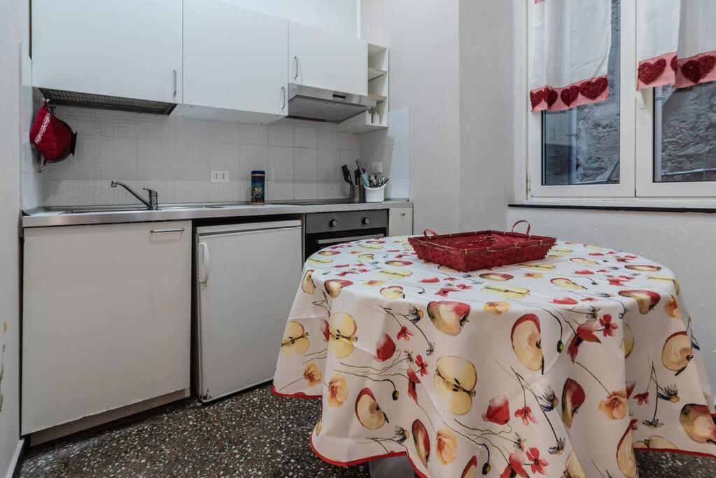Appartamento Croce Bianca Prua - Affitti Brevi Italia Genova Esterno foto